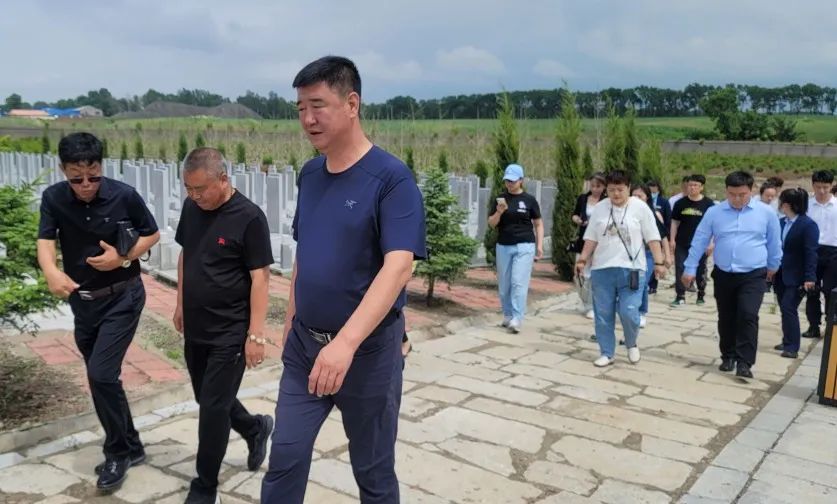 共促共进 I 互学互鉴